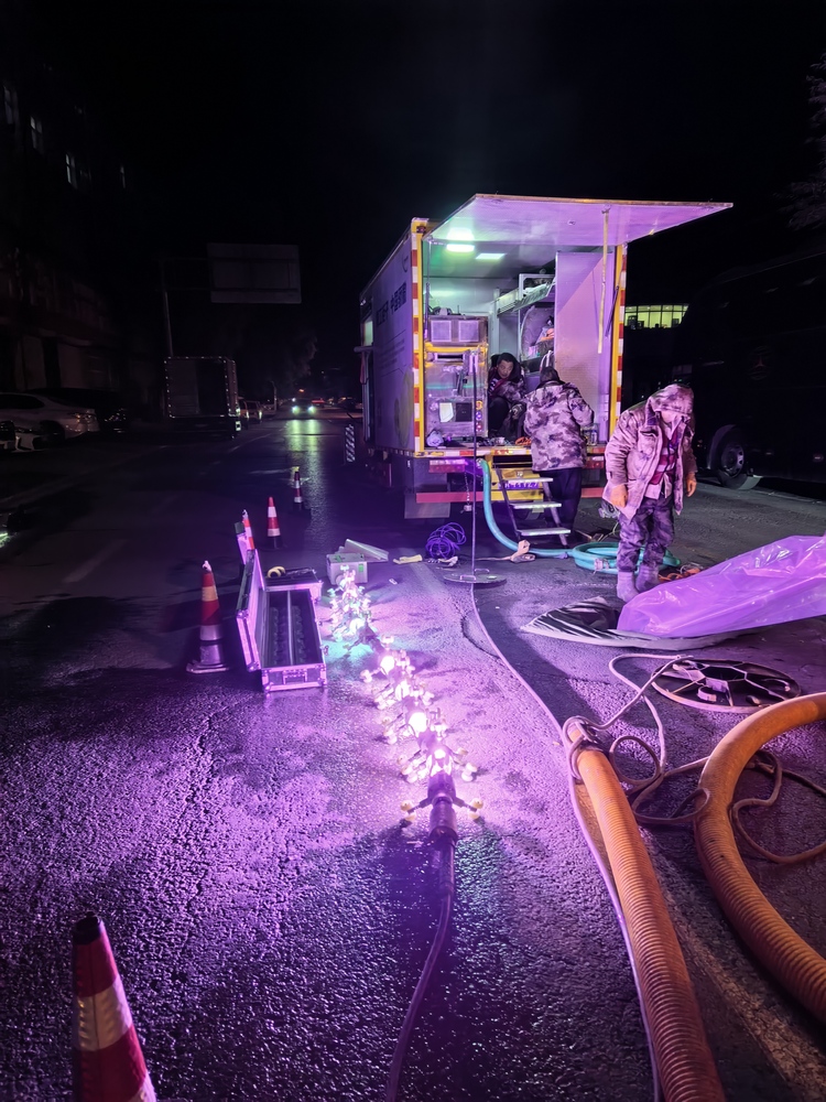 南海管道非开挖修复